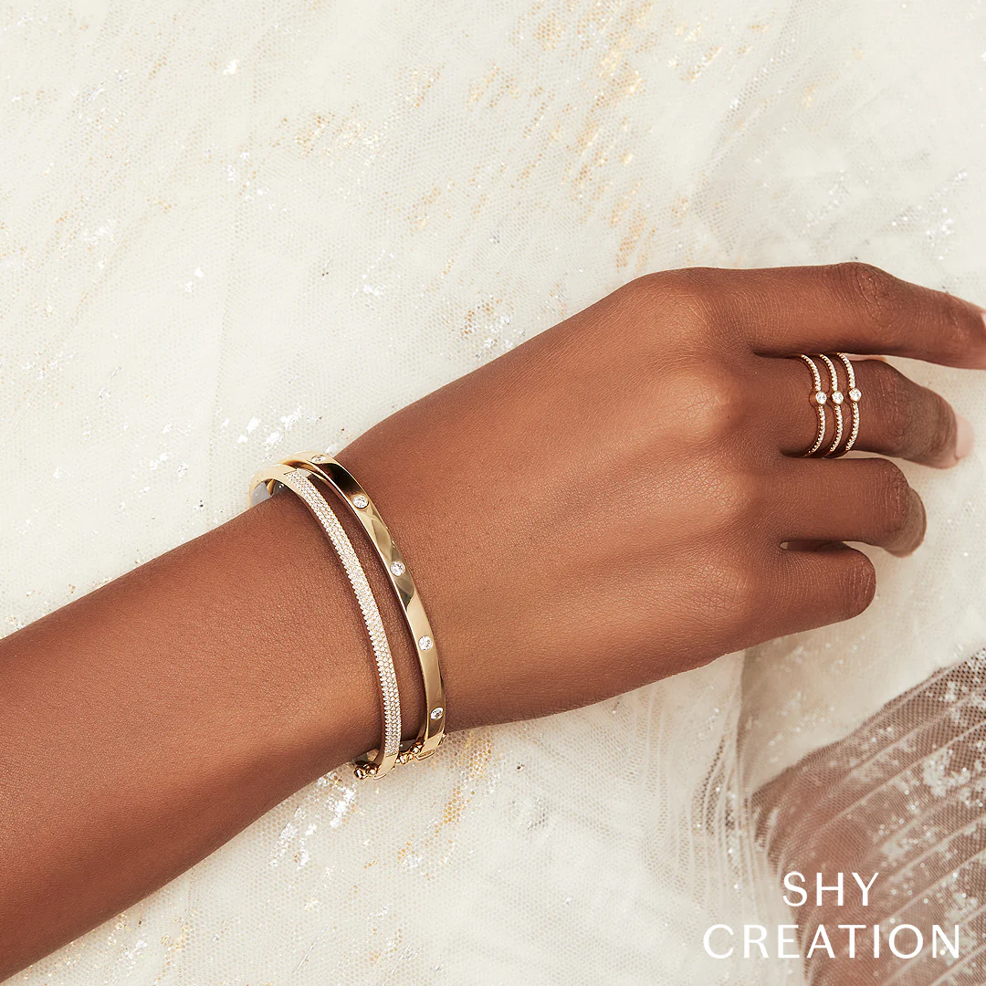 Diamond Dotted Hinged Bangle - Image 4