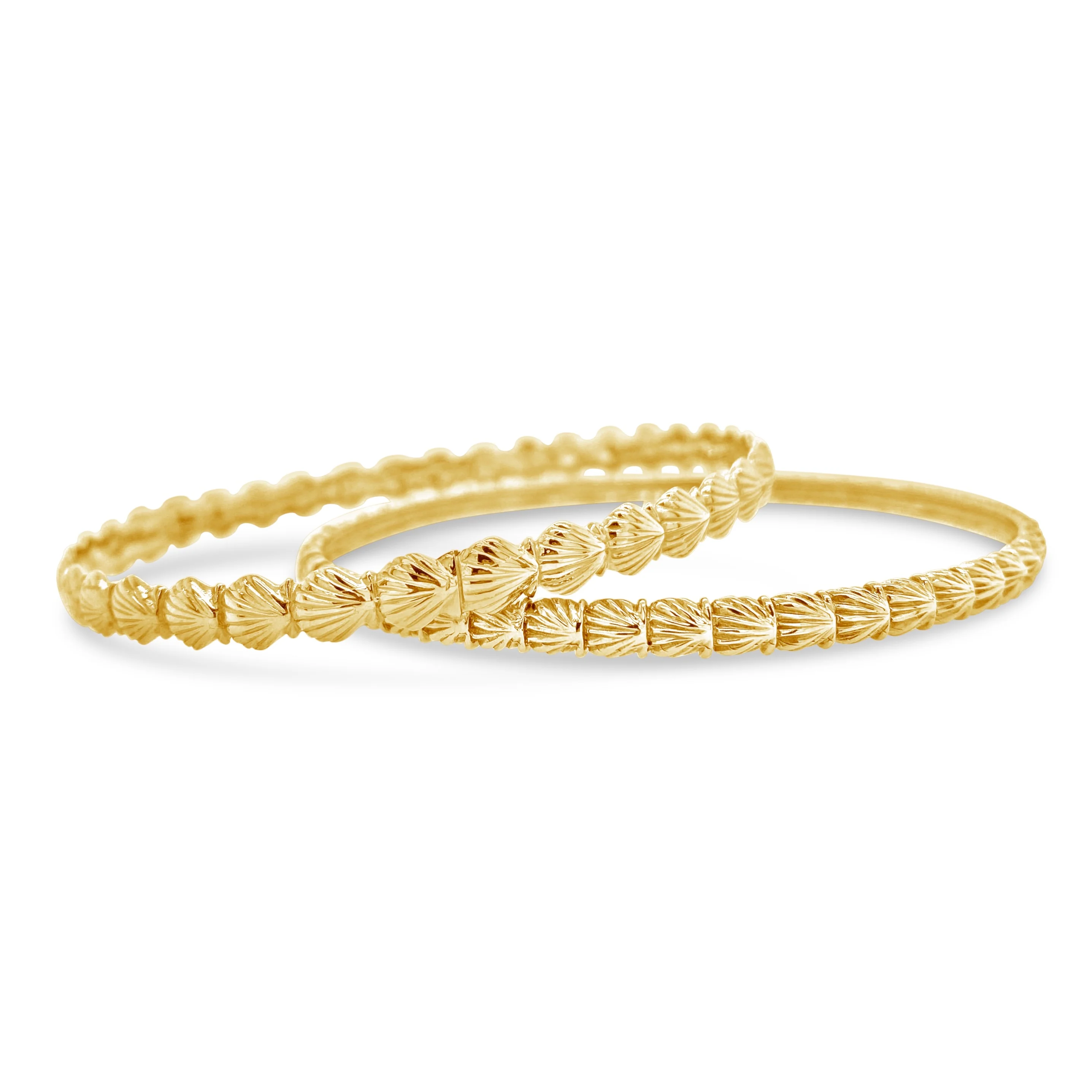 Scallop Shell Bangle Bracelet - Image 4