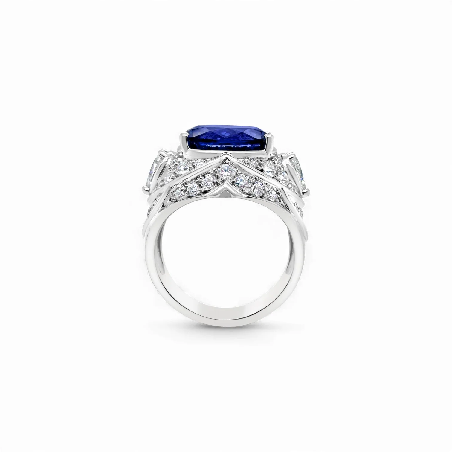 Tanzanite & Diamond Cocktail Ring - Image 4